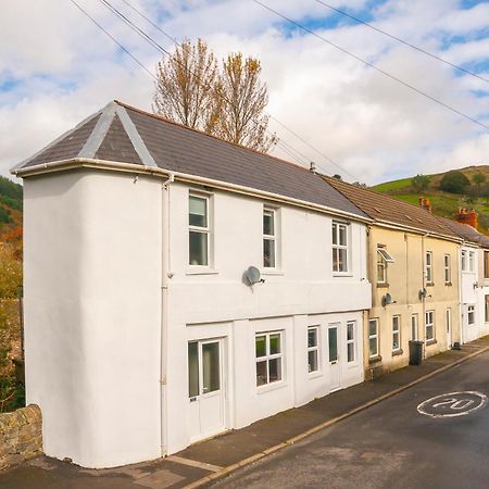 Riverside Great House In The Afan Forest Bike Park By Staystaycations Glyncorrwg Bagian luar foto