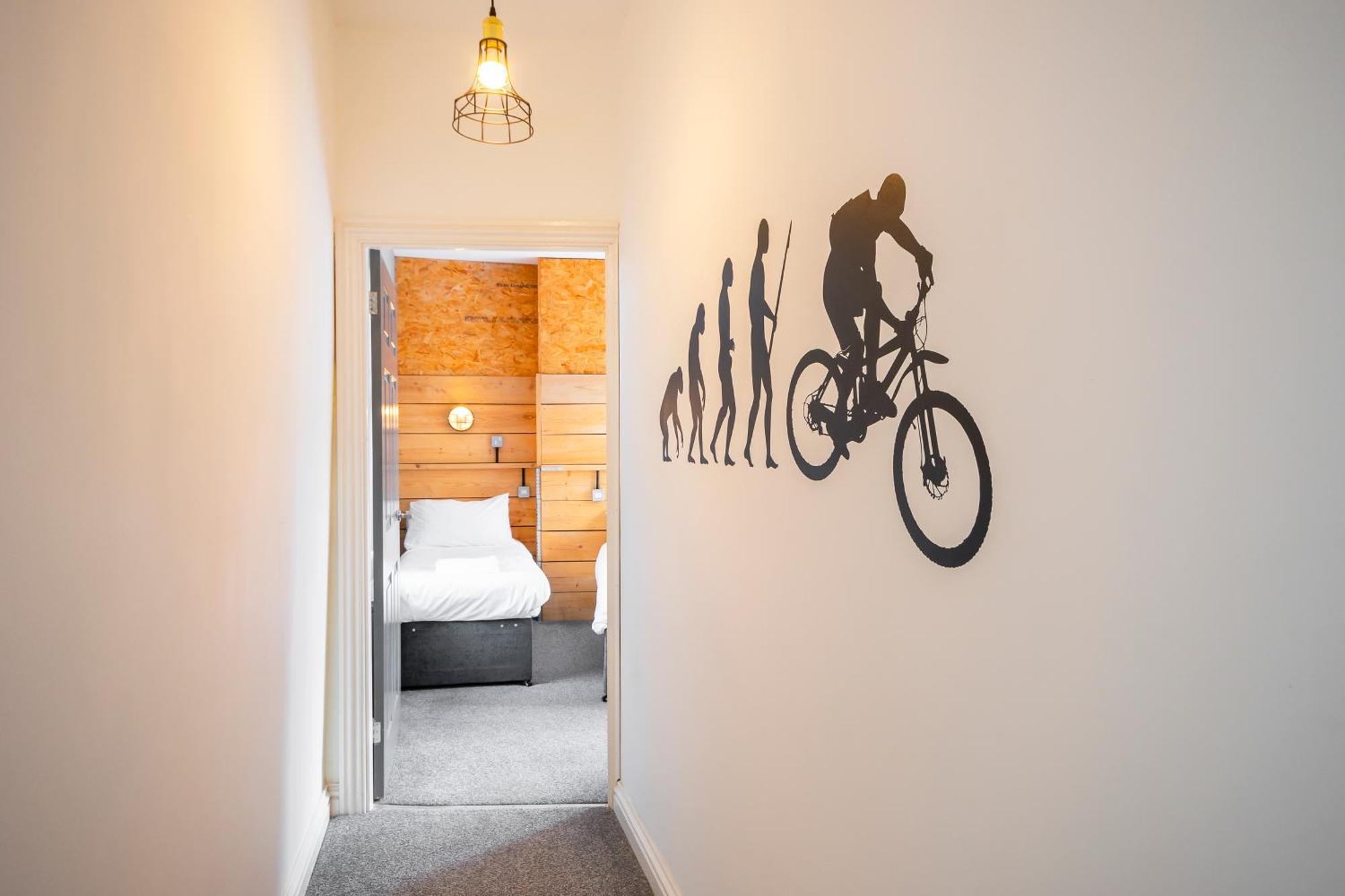 Riverside Great House In The Afan Forest Bike Park By Staystaycations Glyncorrwg Bagian luar foto