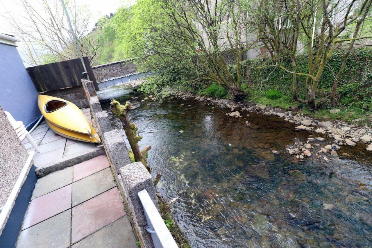 Riverside Great House In The Afan Forest Bike Park By Staystaycations Glyncorrwg Bagian luar foto